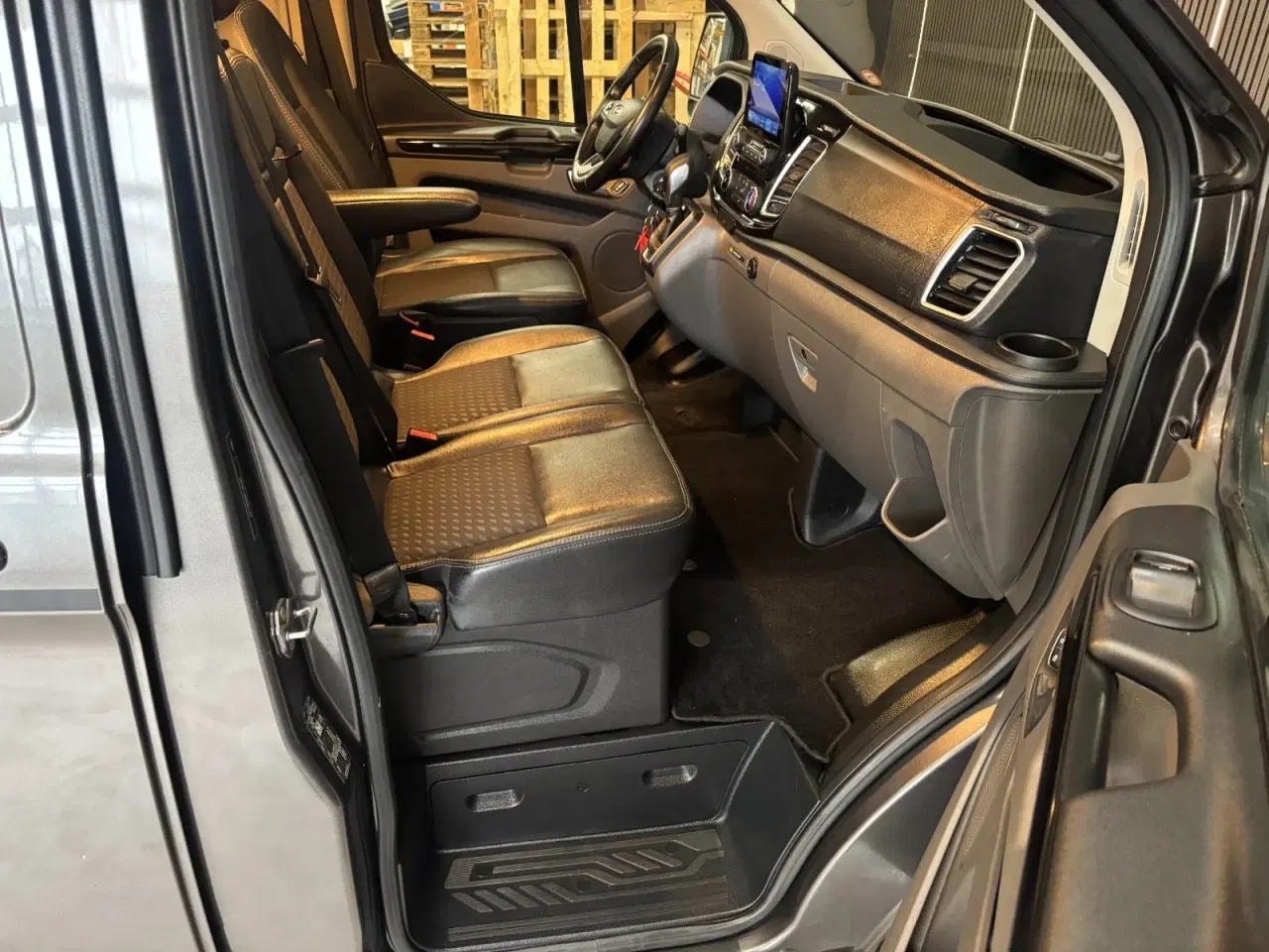 Billede 16 - Ford Transit 350 L2 Van 2,0 TDCi 185 Limited aut. H2 FWD