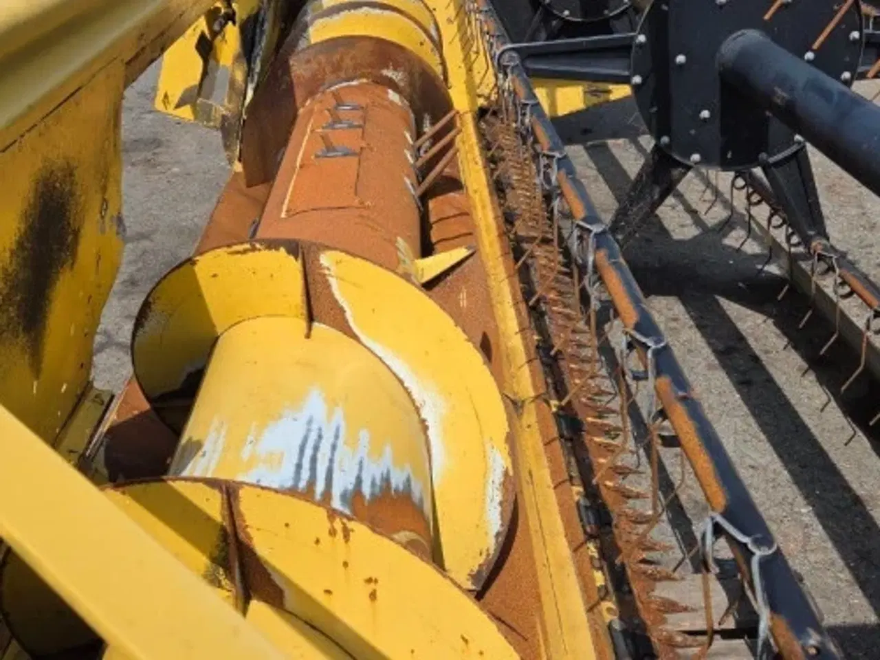 Billede 17 - New Holland TX30 Skærebord 13 Ft