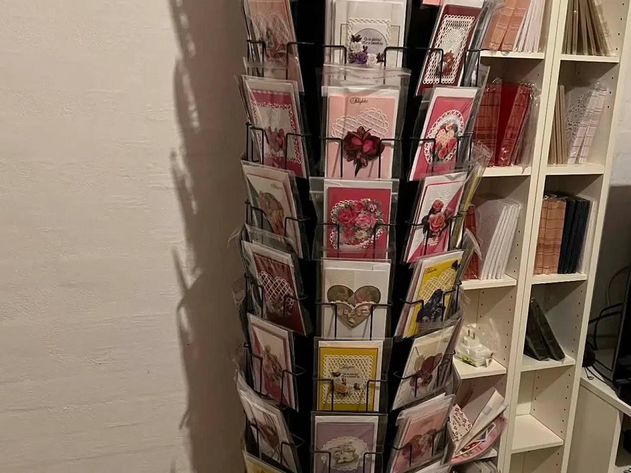 Billede 2 - Kort stativ med 72 kort.