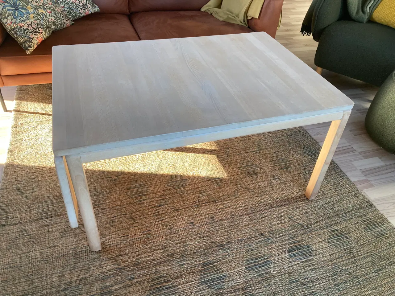 Billede 1 - Sofabord i massiv bøg