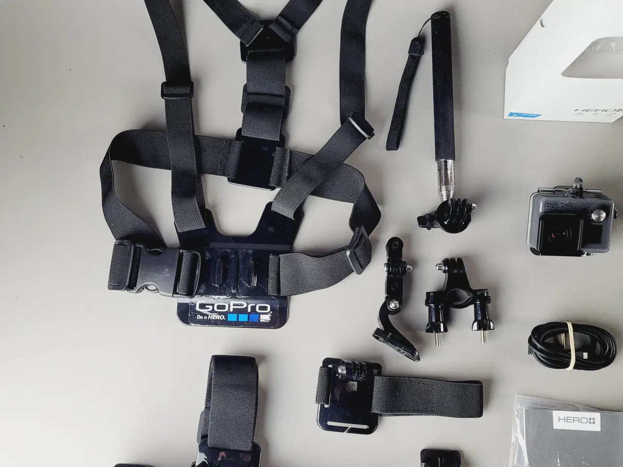 Billede 3 - ⭐️- GoPro HERO+ Actionkamera inkl. Tilbehørspakke