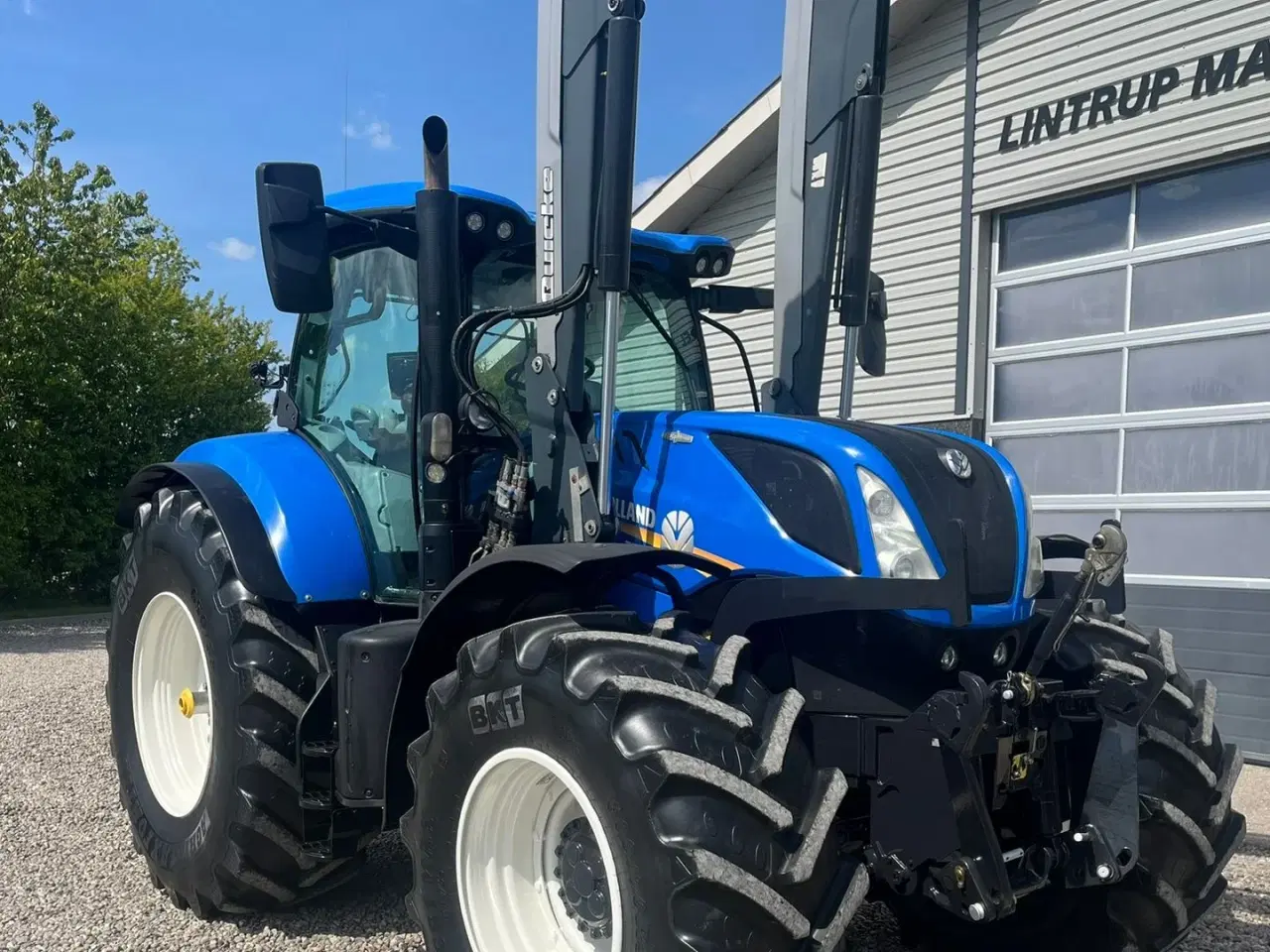 Billede 22 - New Holland T7.270 AC med frontlift og frontlæsser