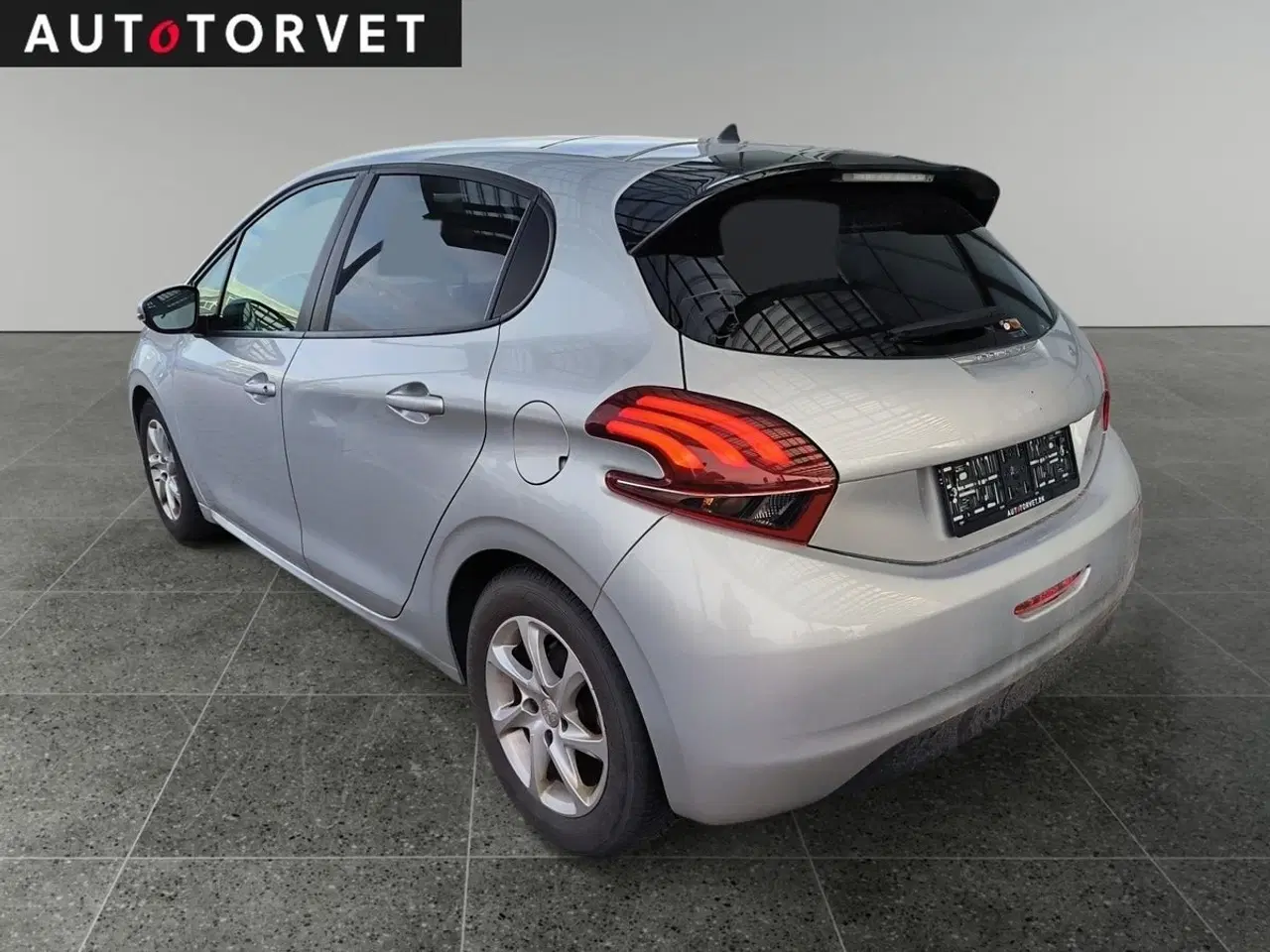 Billede 4 - Peugeot 208 1,6 BlueHDi 100 Intense