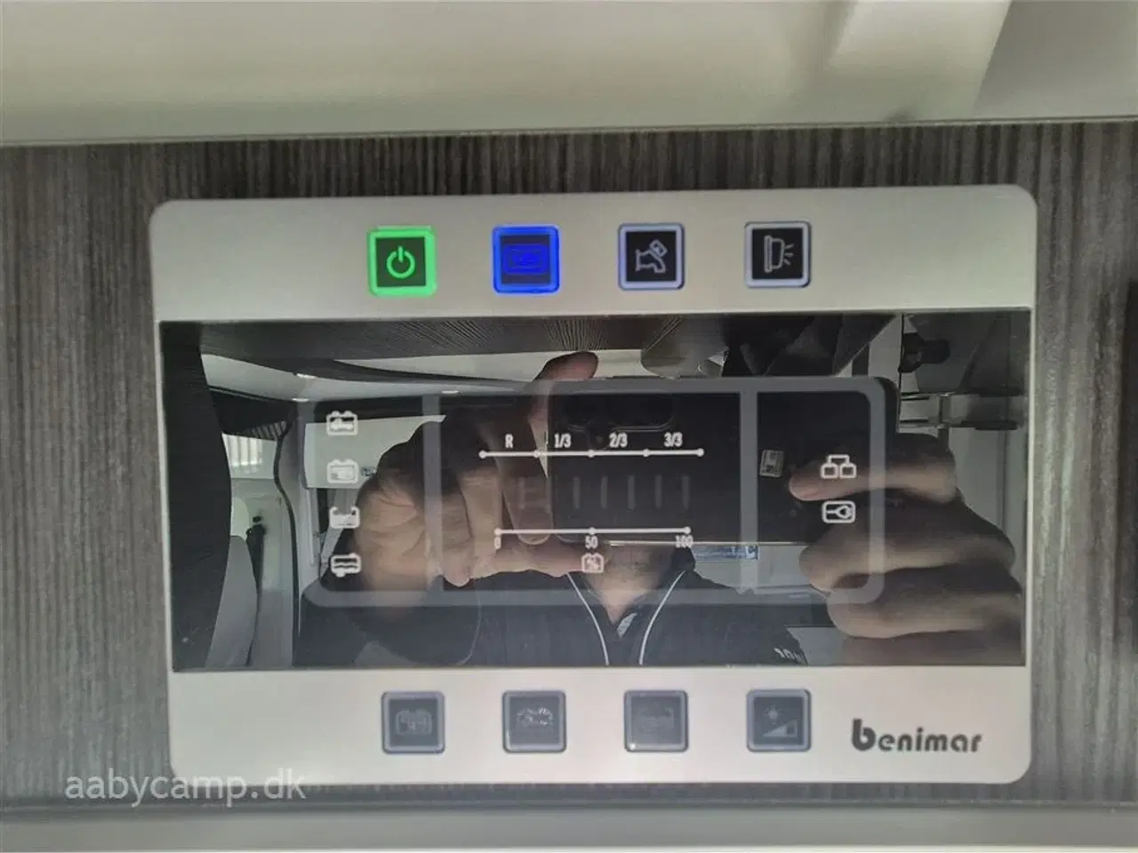 Billede 24 - 2024 - Benimar Mileo 297   Nk pakke. Automatgear. solceller. Lithium batteri. Markise. cykelstativ. Queensbed.