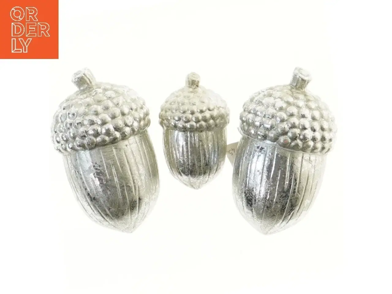 Billede 1 - Dekorative agern (str. 12 & 8,5 cm)