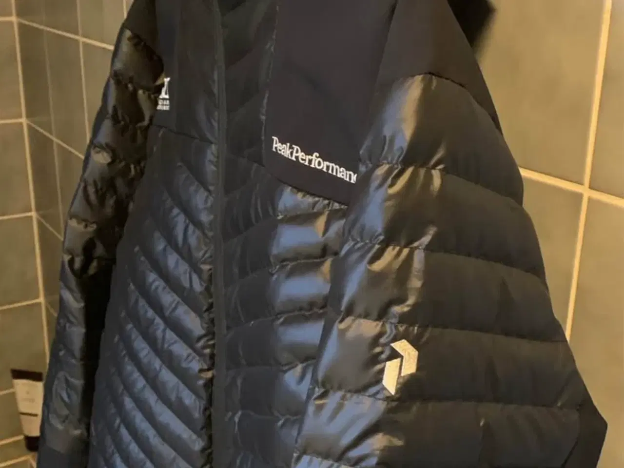 Billede 3 - Peak performance overgangsjakke 