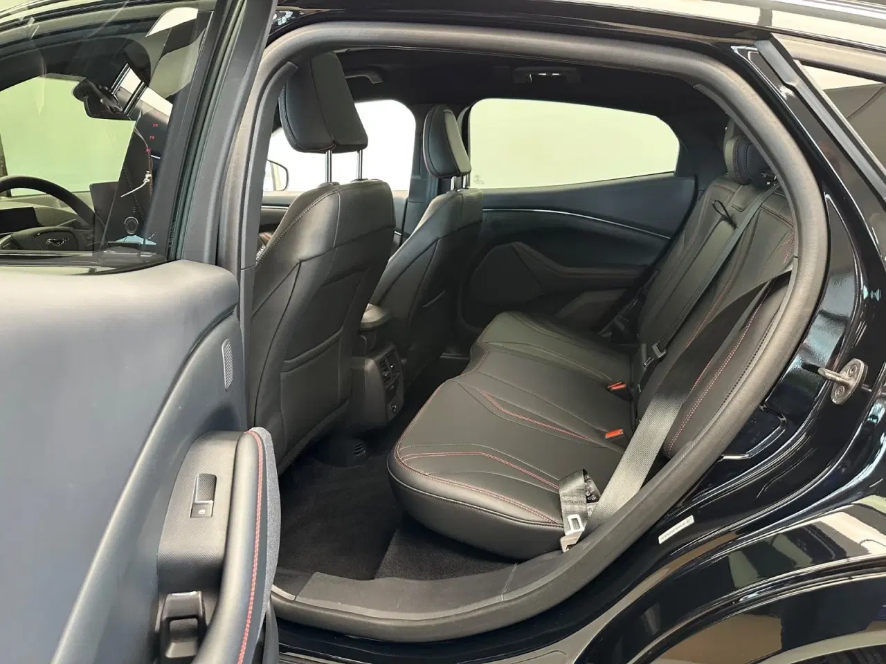 Billede 13 - Ford Mustang Mach-E 70 Premium Standard Range AWD