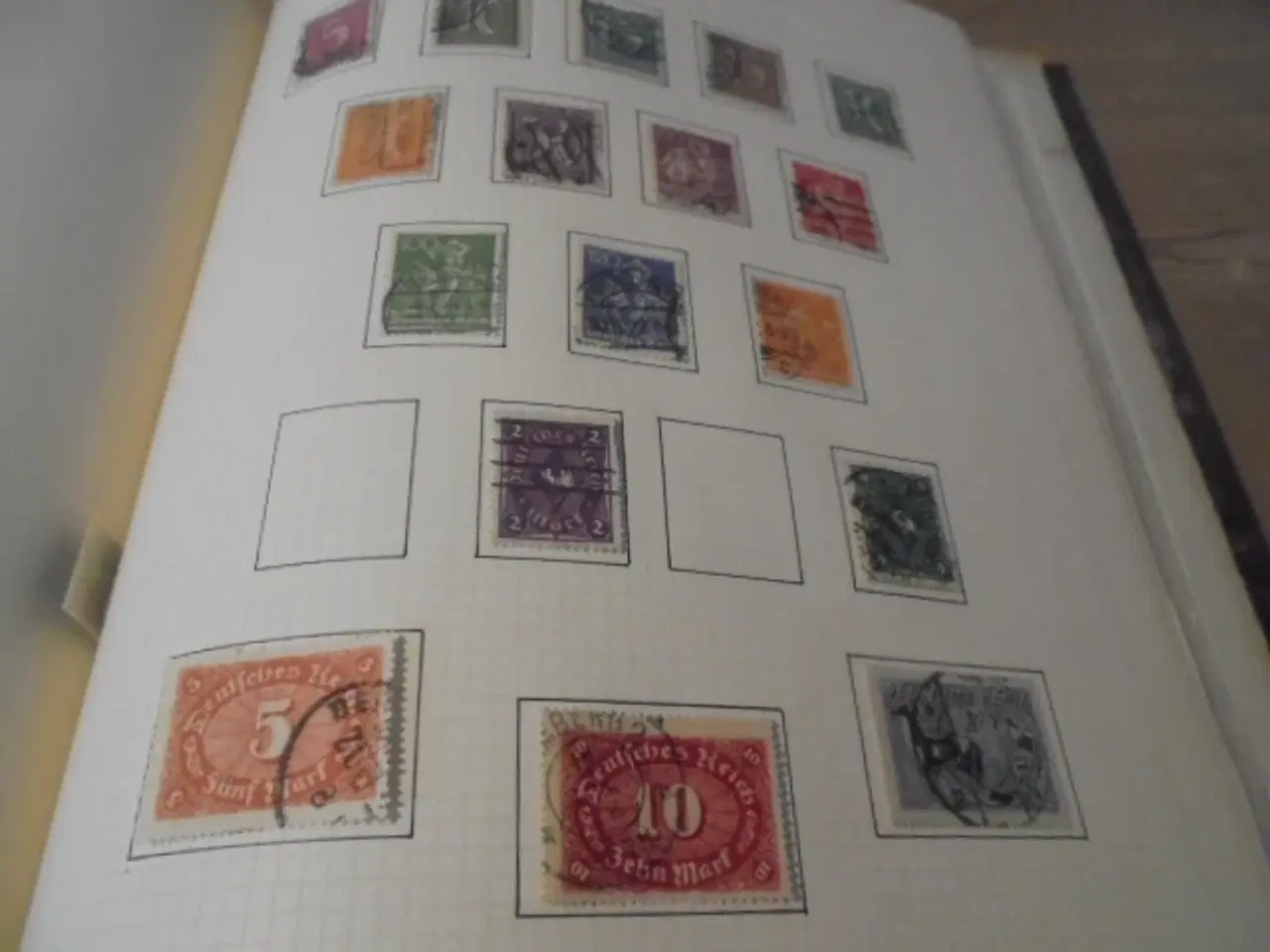 Billede 3 - Gammelt frimærkealbum – Ungarn, Deutsches Reich..