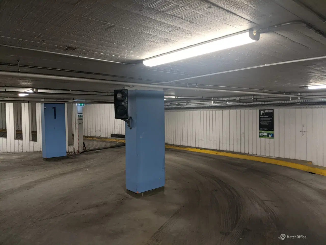 Billede 4 - Parkering til leje på Amagerbrogade 23-27 i København S