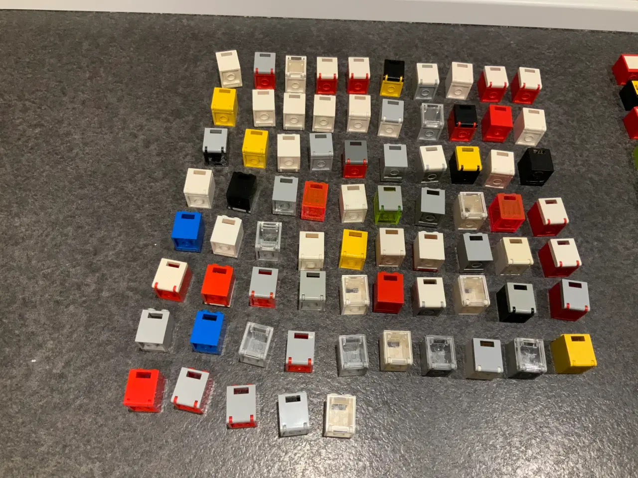 Billede 3 - Lego skabe og bokse