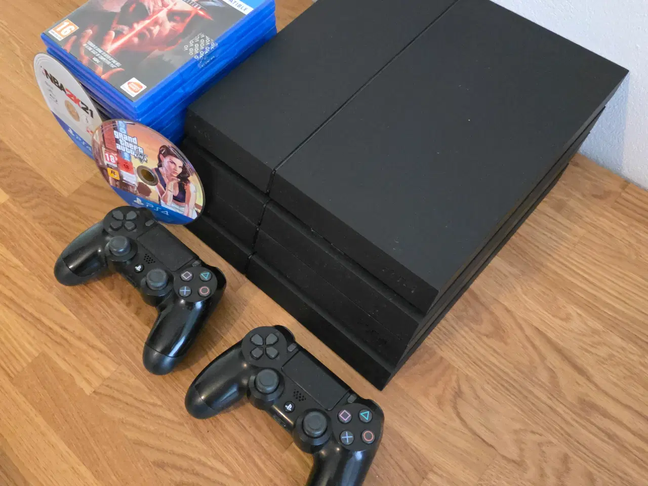Billede 2 - Playstation 4 Bundle! – Byg Selv!