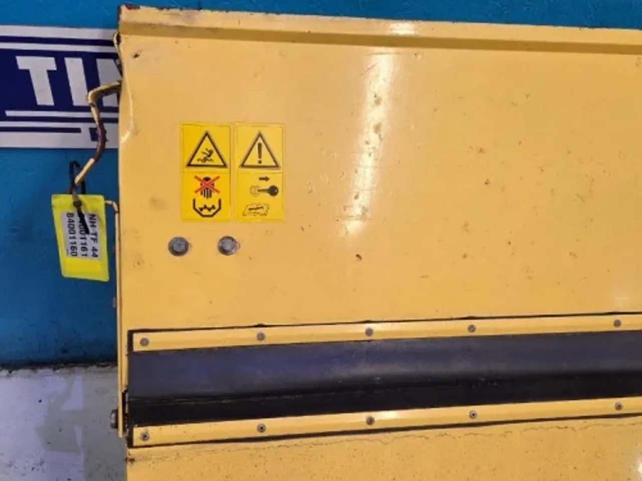 Billede 14 - New Holland TF44 Skærm 84001160