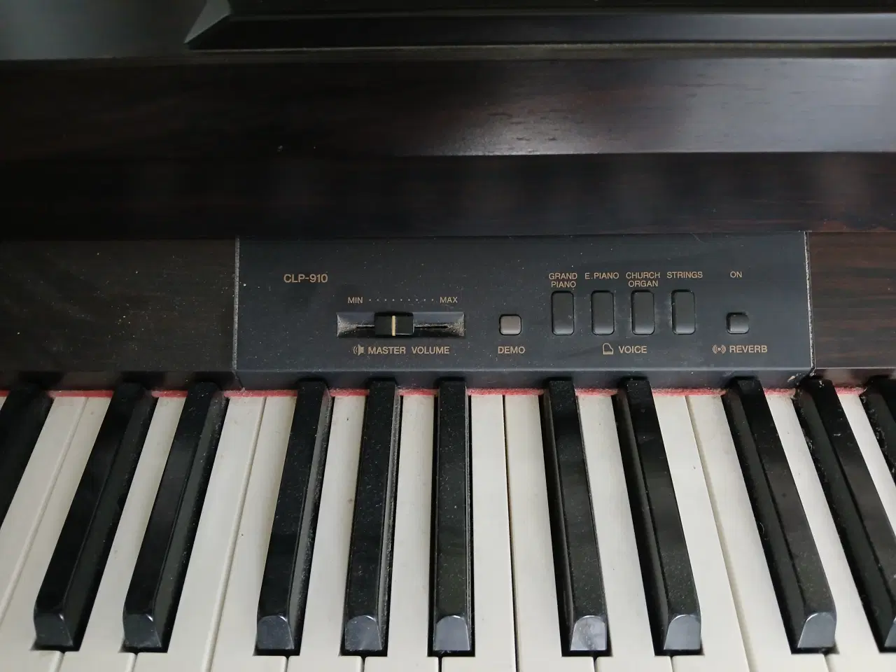 Billede 2 - El-klaver sælges, Yamaha Clarinova CLP 910