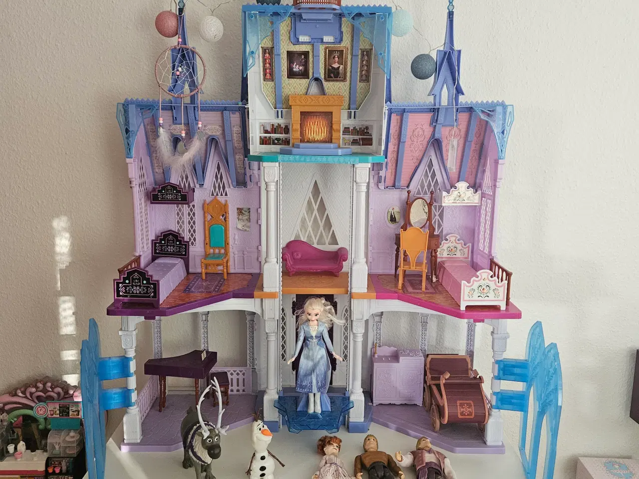 Billede 2 - Disney Frost Feature castle