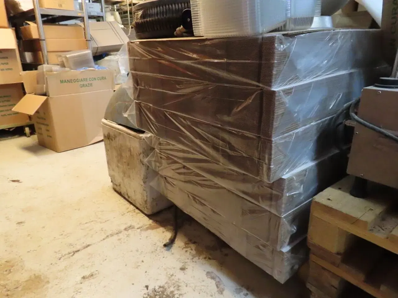 Billede 23 - Div. emballage og donutmaskine