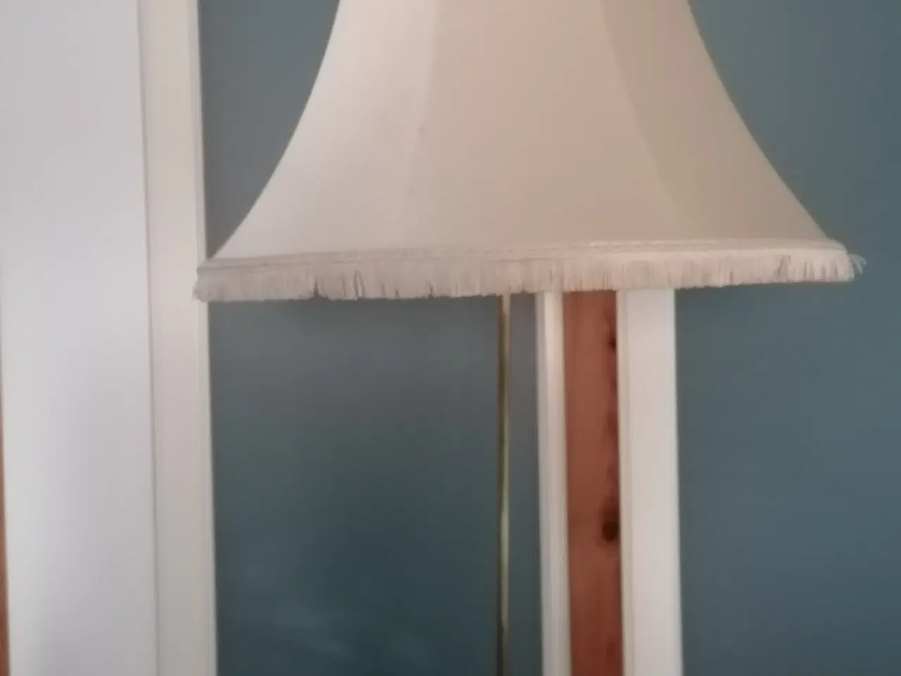 Billede 2 - Dansk lampe fra 60'erne i teak/palisander