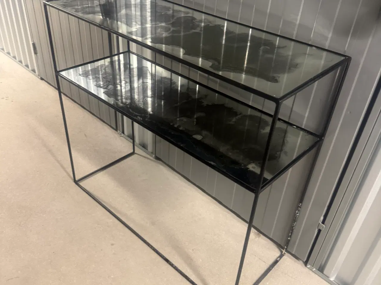 Billede 4 - Konsol bord i metal og glas