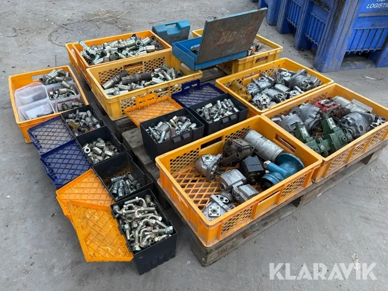 Billede 7 - Blandet lot med værktøj og stumper.