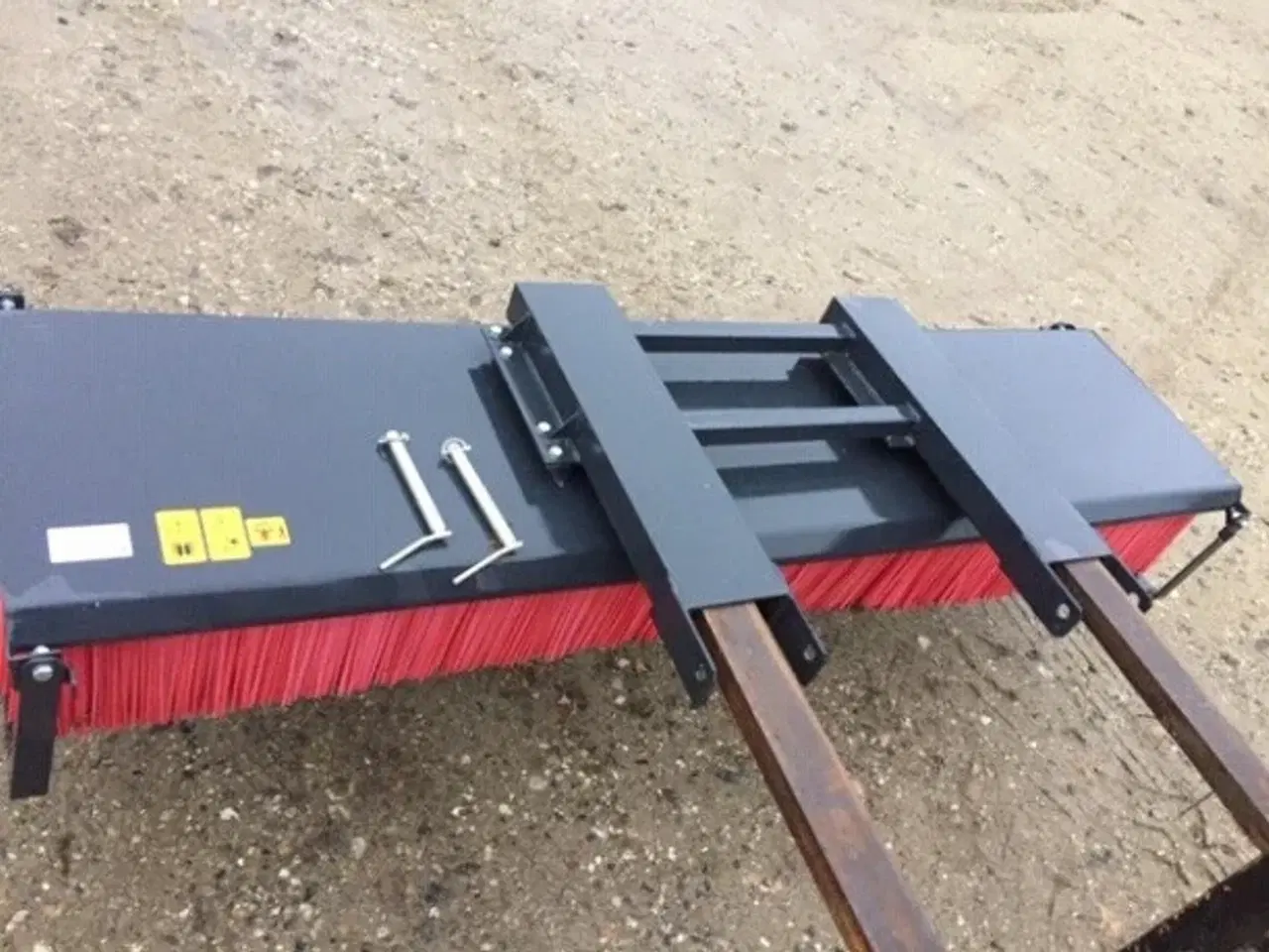 Billede 12 -  Kost / fejekost 