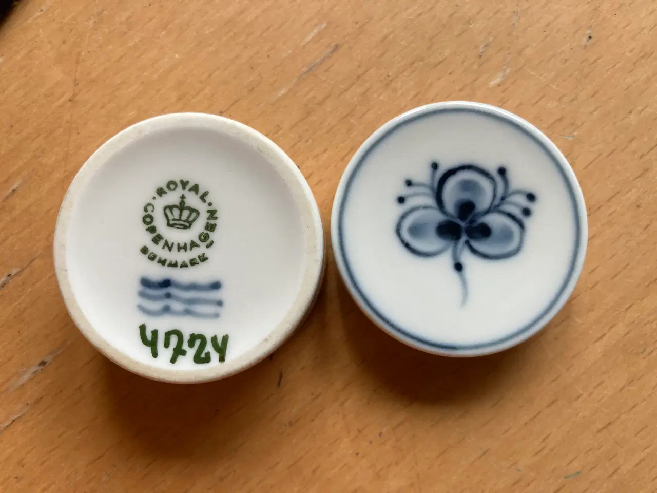 Billede 11 - Pilleæske med låg Royal Copenhagen nr. 4724