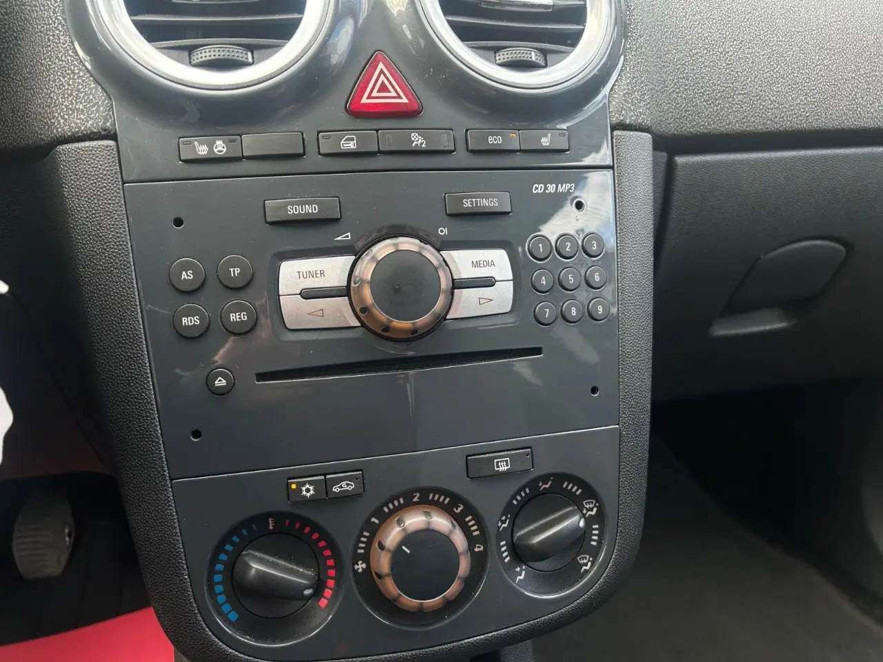 Billede 10 - Opel Corsa 1,2 16V Cosmo