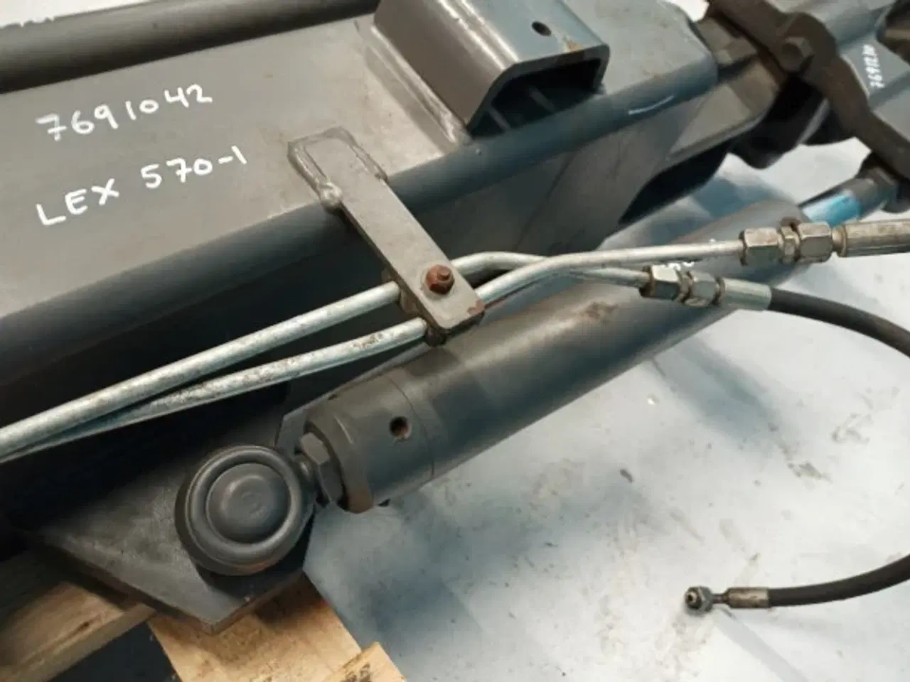 Billede 13 - Claas Lexion 570 Bagaksel 