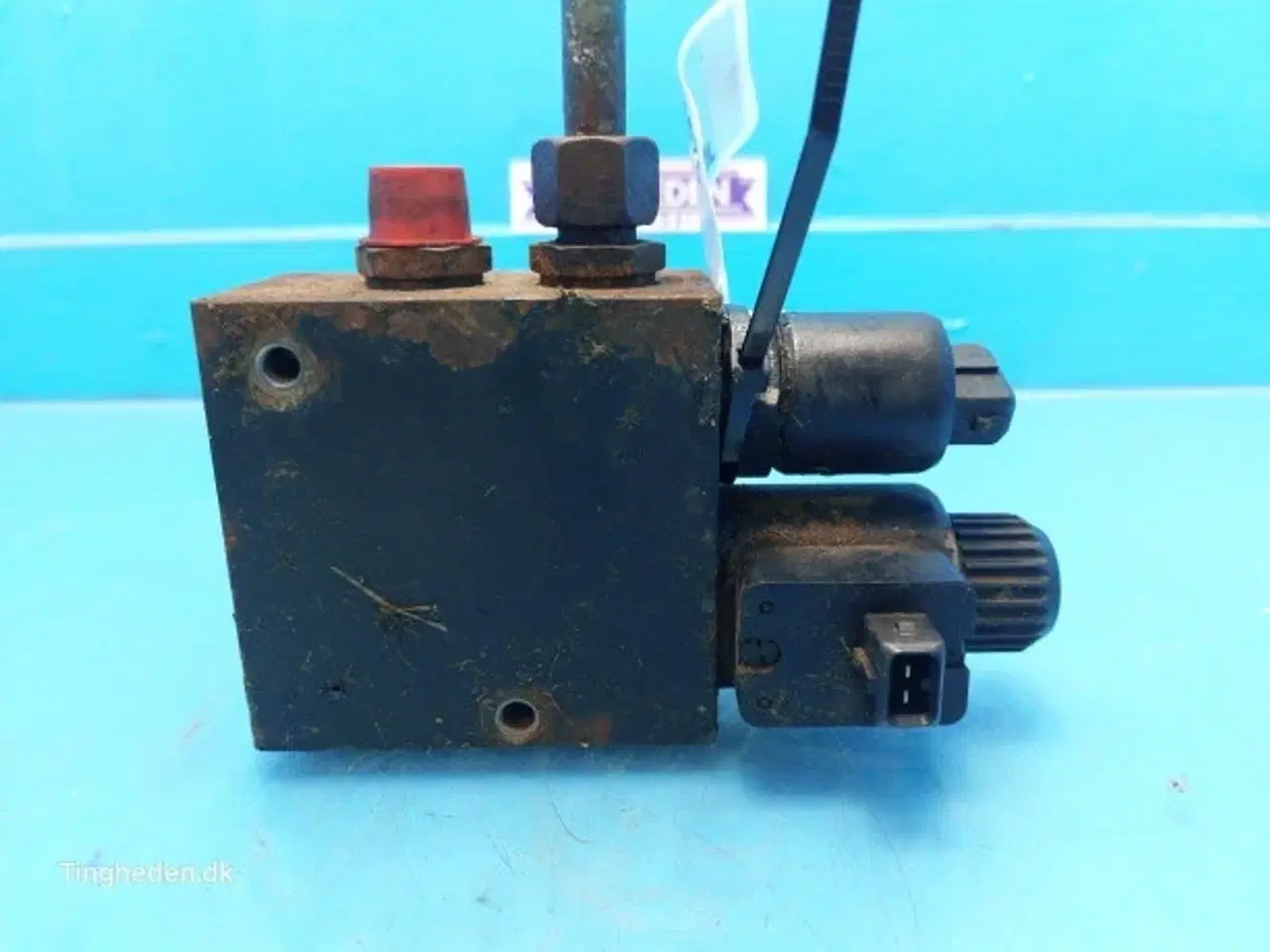 Billede 10 - New Holland FX38 Hydraulikventil 9831828