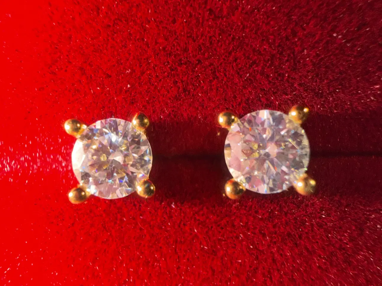 Billede 1 - 0,3 Carat moisssnite Diamant ørestikkere 