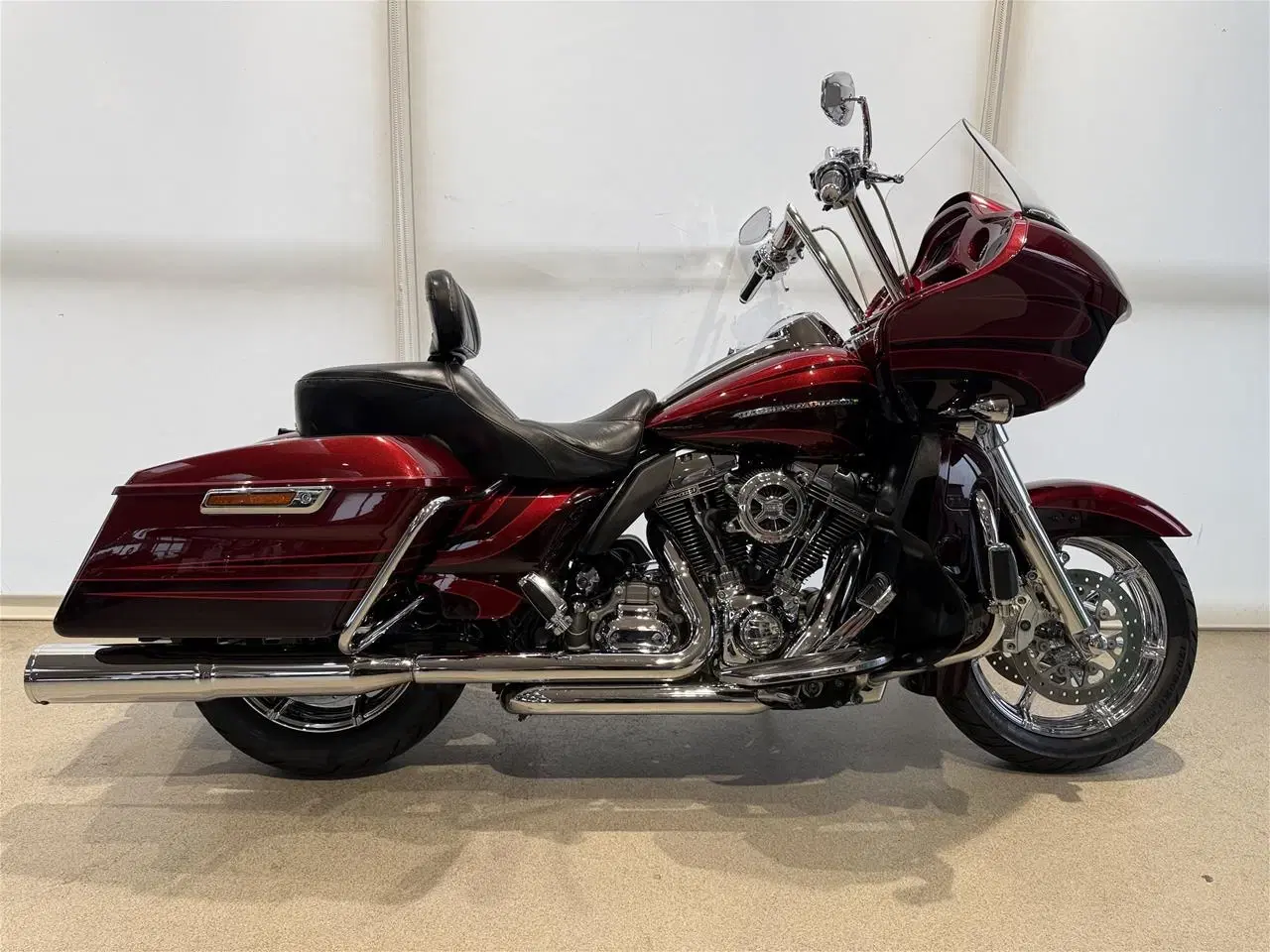 Billede 24 - Harley Davidson FLTRUSE Road Glide Ultra CVO 110"