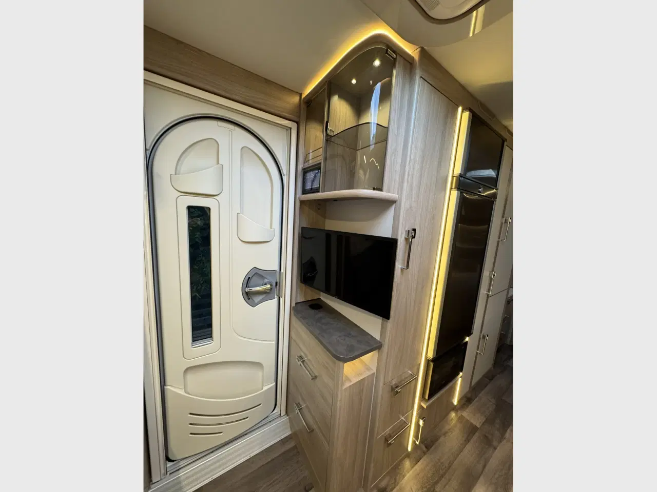 Billede 15 - Kabe Imperial 600 XL KS