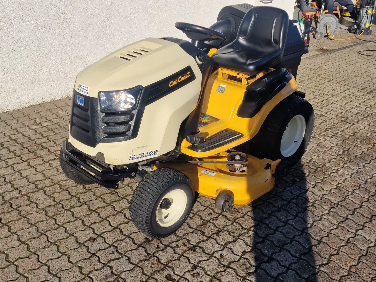 Billede 1 - Cub Cadet CC1224 KPH