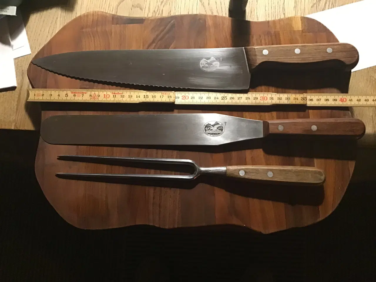 Billede 1 - Kokkeknive Victorinox, paletkniv, stegegaffel.