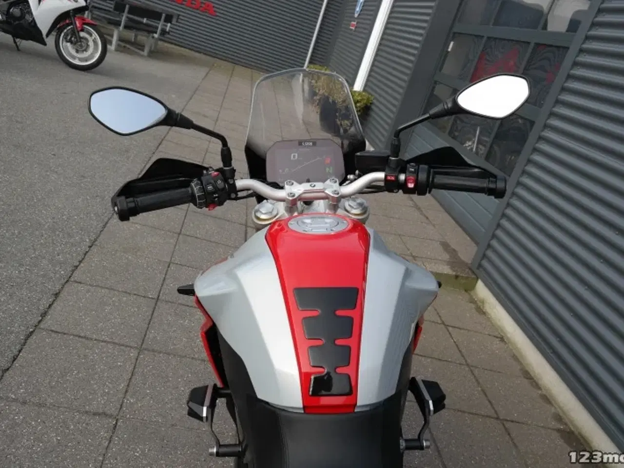 Billede 21 - BMW F 900 R MC-SYD       BYTTER GERNE