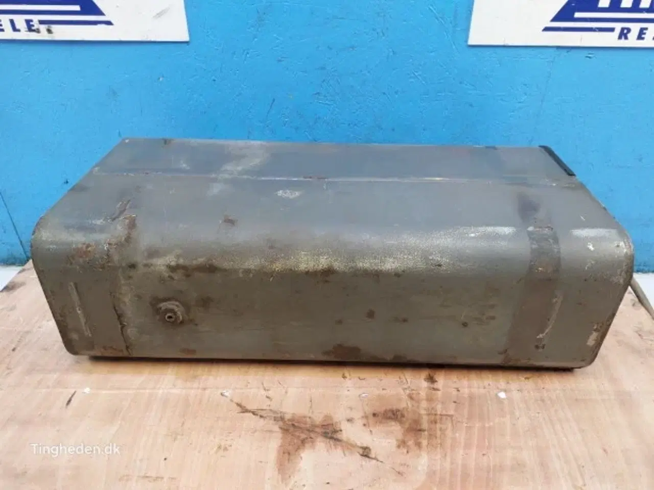 Billede 4 - Massey Ferguson 690 Dieseltank 1679610M92