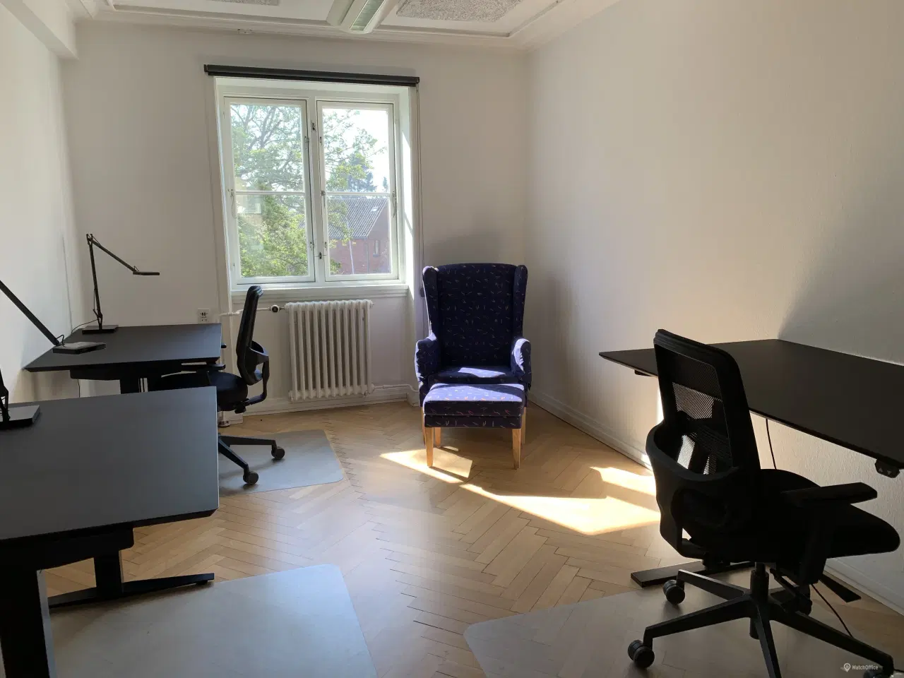 Billede 11 - Praktisk beliggenhed i Aarhus C, tæt på banegården, E45 og med fornuftig parkeringsmuligheder.