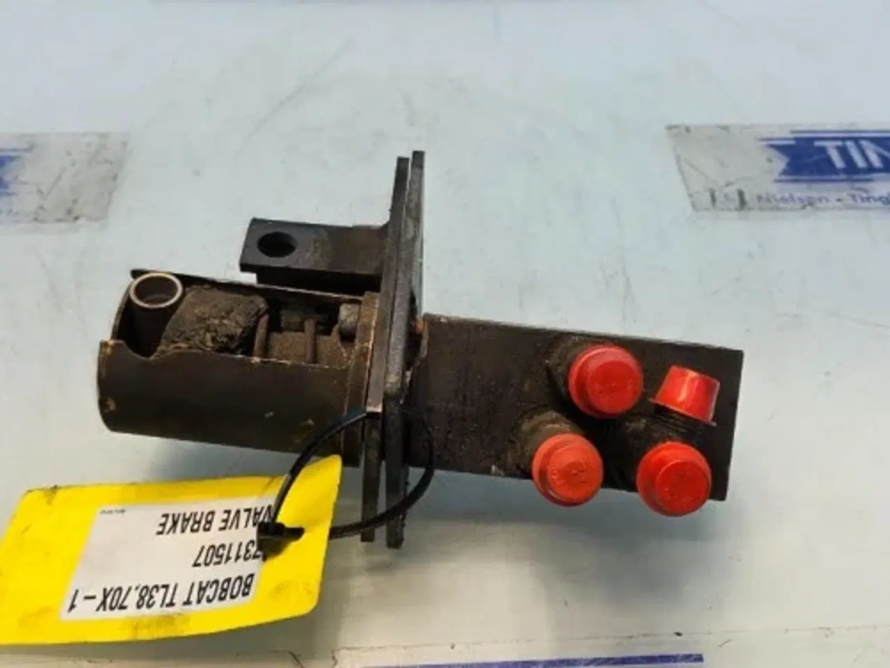 Billede 2 - Bobcat  TL38.70X  Hydraulikventil 7311507