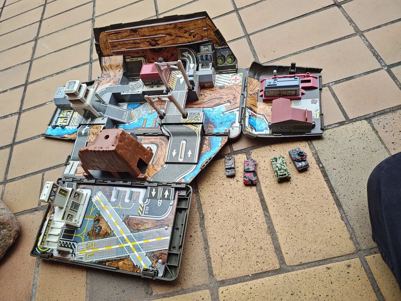 Billede 3 - Micro Machines Militær Bus Micromachines