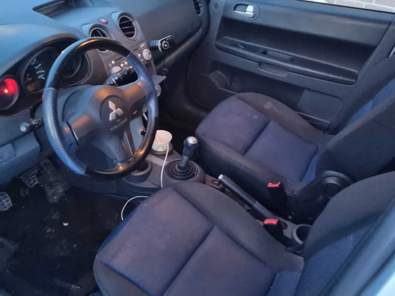 Billede 3 - Mitsubishi colt sælges