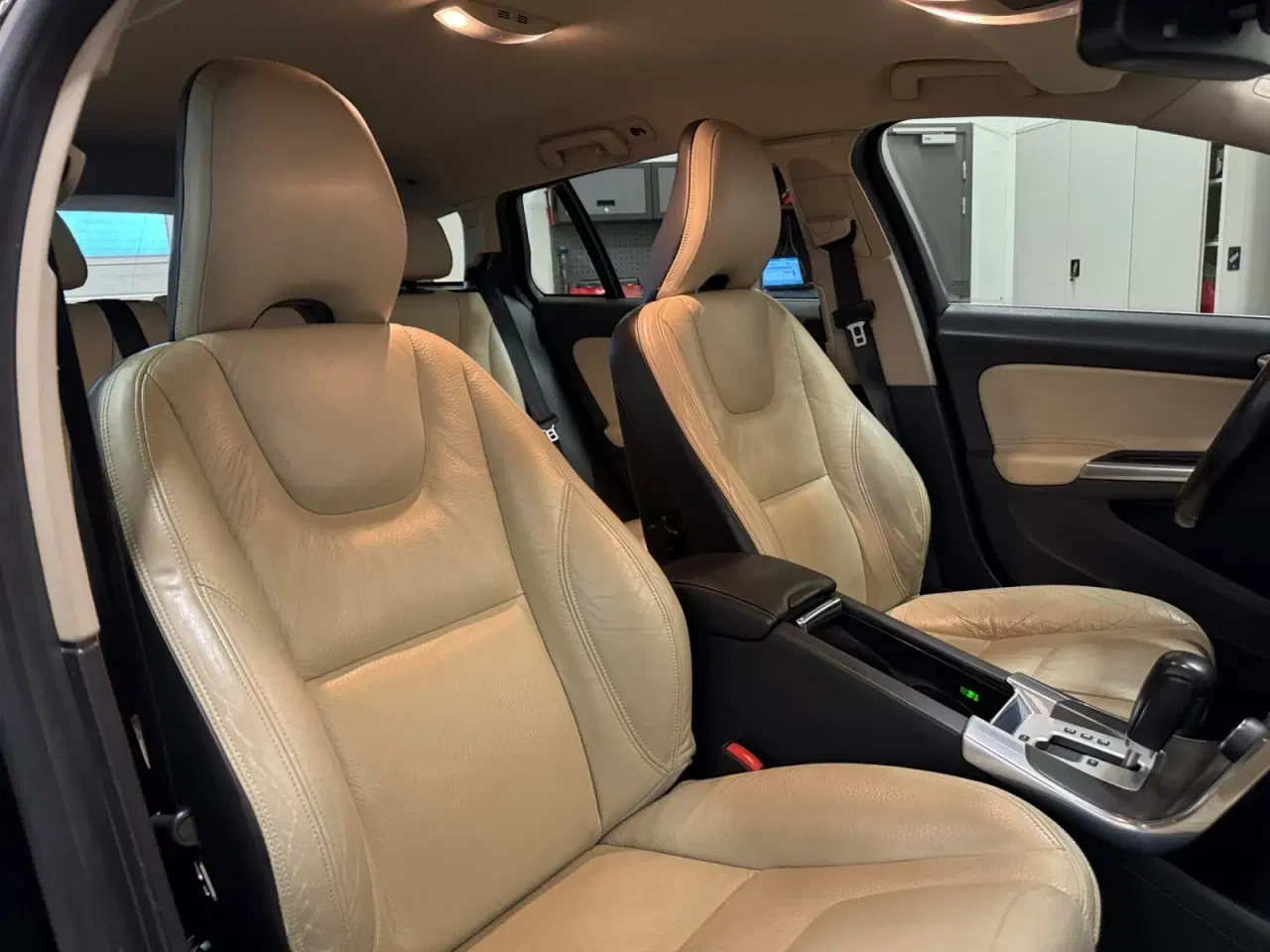 Billede 17 - Volvo V60 1,6 T4 180 Summum aut.