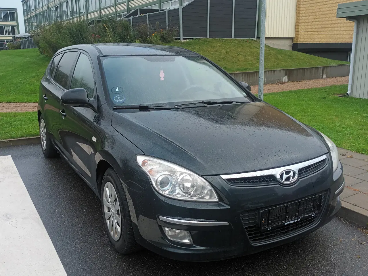 Billede 1 - HYUNDAI I30 1.6 CDRI 2009 340000km TRÆK. LÆS TEXT 