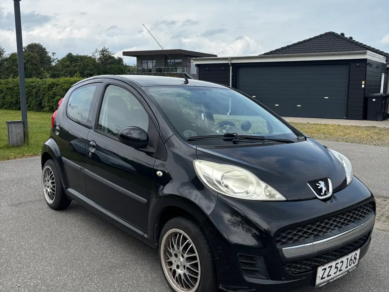 Billede 1 - Sort Peugeot 107 