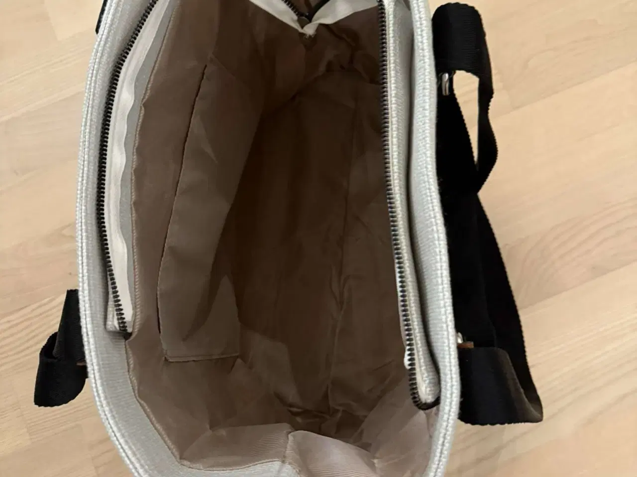 Billede 5 - Prada taske s