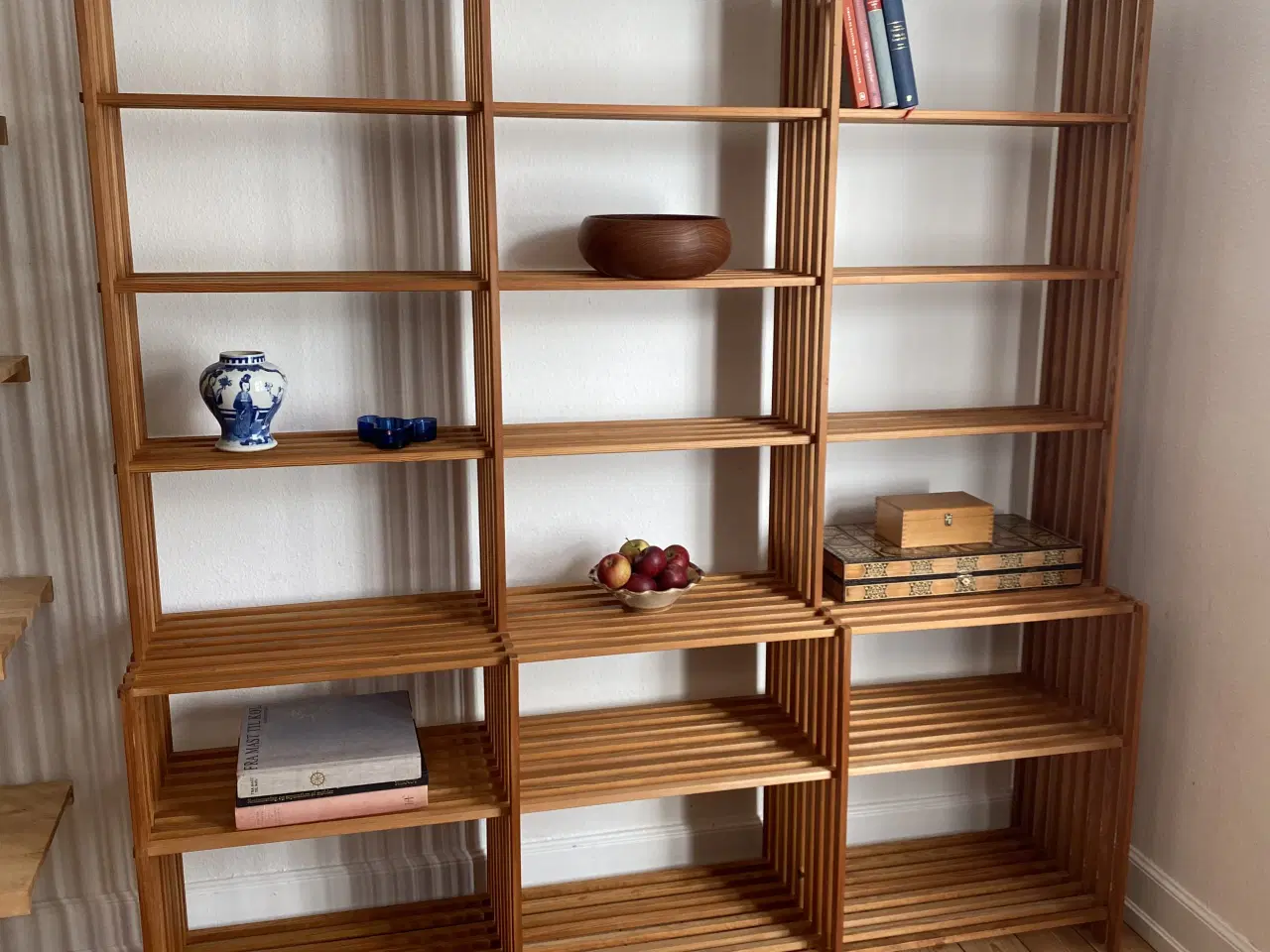 Billede 3 - KØBER MØBLER I FYRRETRÆ - al stand