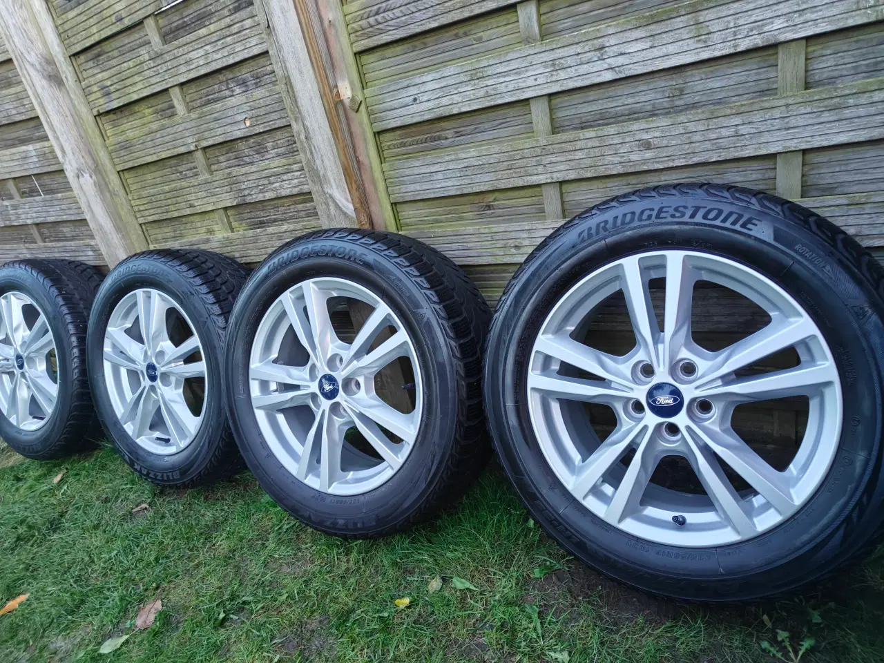 Billede 1 - 5x108 17" Bridgestone vinterdæk ET55 2200kr 