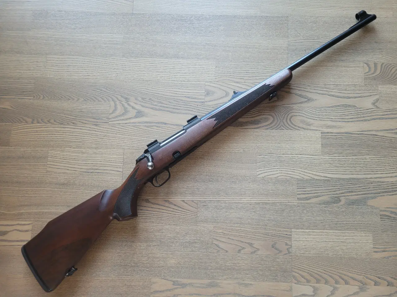 Billede 1 - Tikka M595 RH - .243 WIN