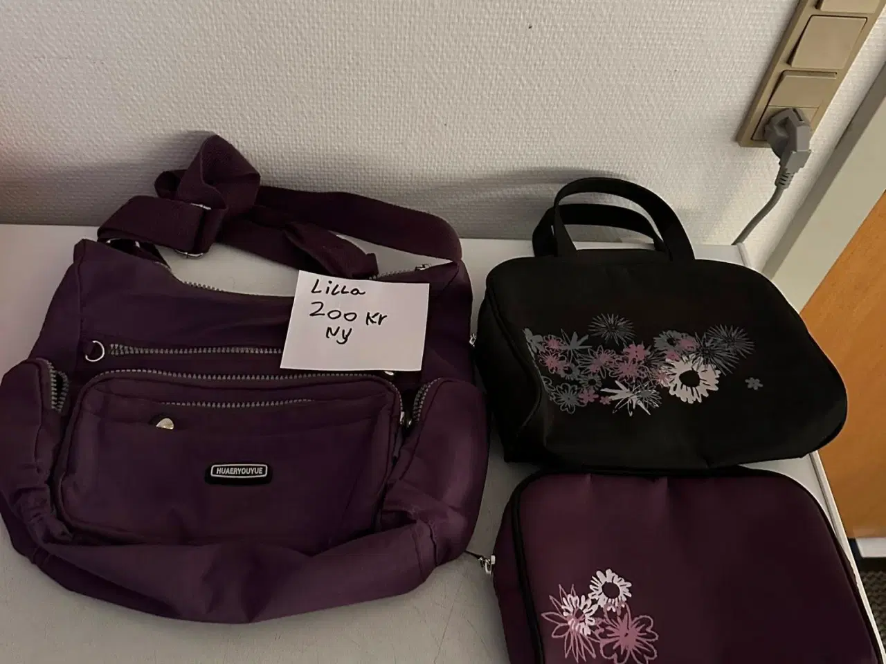 Billede 1 - Tasker sælge ud 