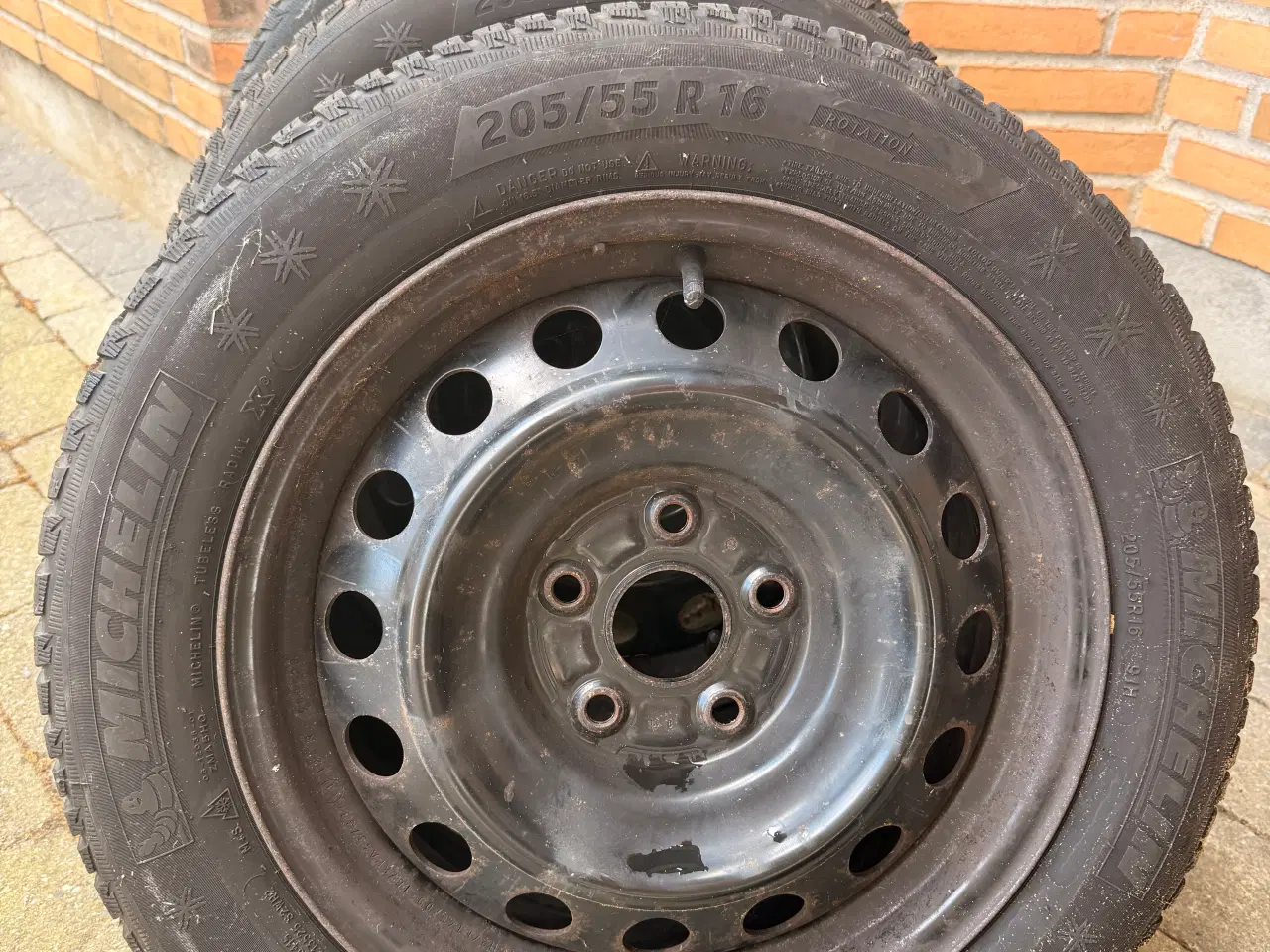 Billede 2 - 4 stk. Michelin vinterdæk på stålfælge