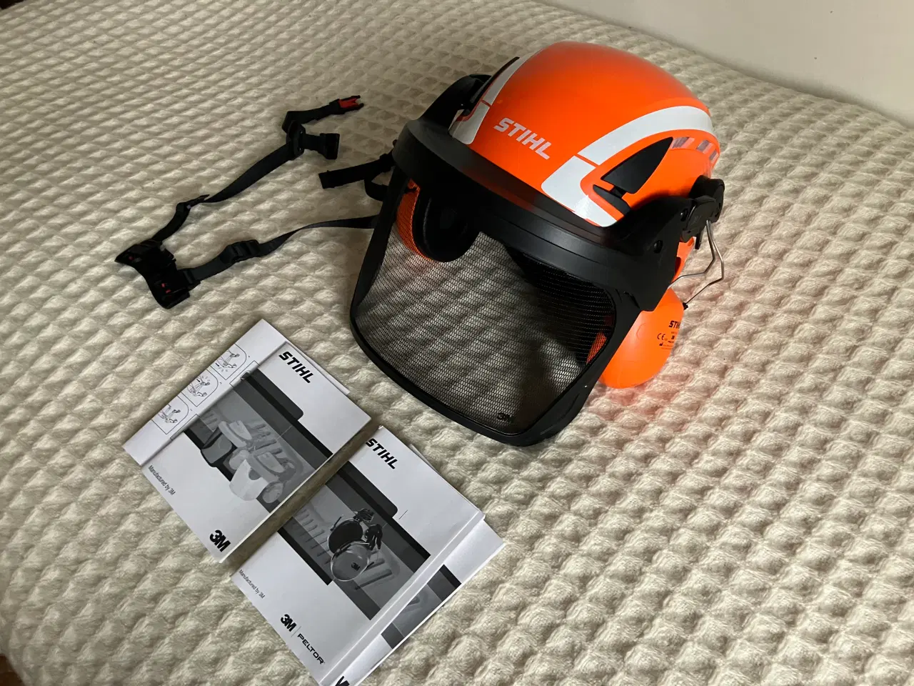 Billede 1 - STIHL Advance X-Climb motorsavshjælm