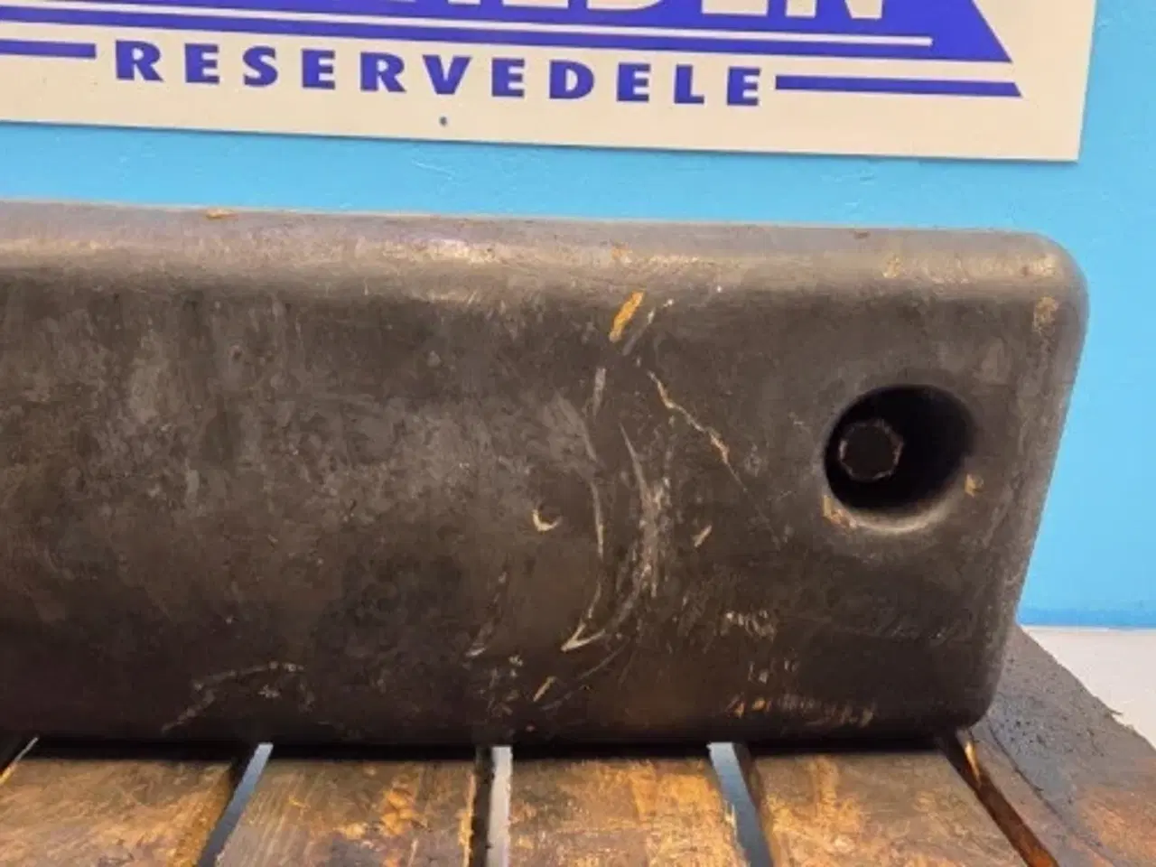 Billede 8 - New Holland LB115B Frontvægt 85804725