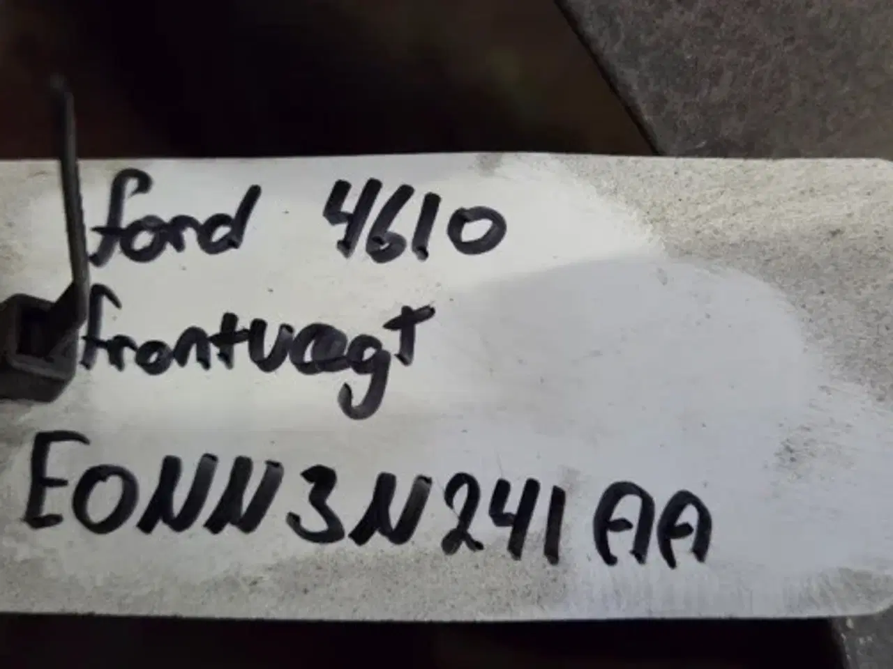 Billede 3 - Ford 4610 Frontvægt E0NN3N241AA